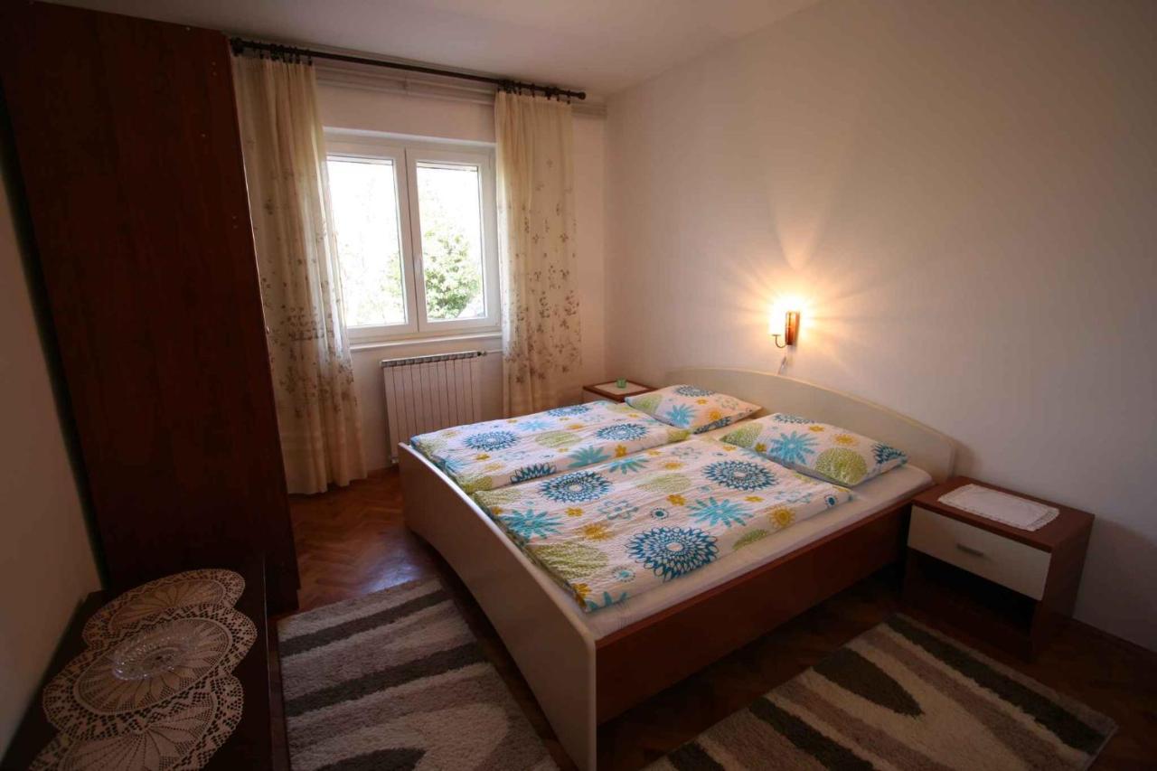 Apartment In Silo/Insel Krk 14533 Екстериор снимка
