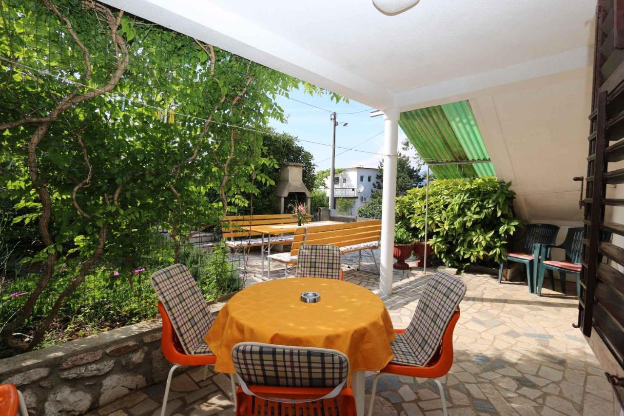 Apartment In Silo/Insel Krk 14533 Екстериор снимка